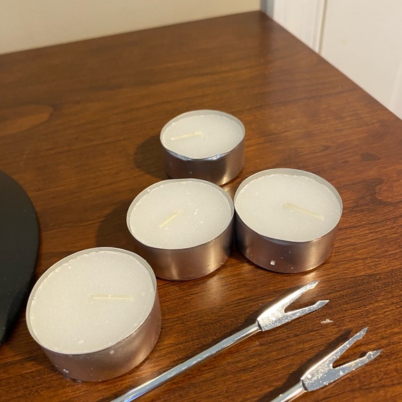 Trudeau 7 piece chocolate fondue set newin box. 14 oz stoneware, all inclusive. - Picture 9 of 14